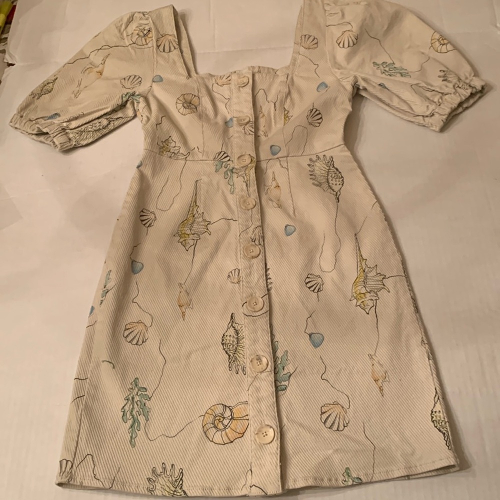 EUC Urban Revivo size 2 so cute and comfy dress